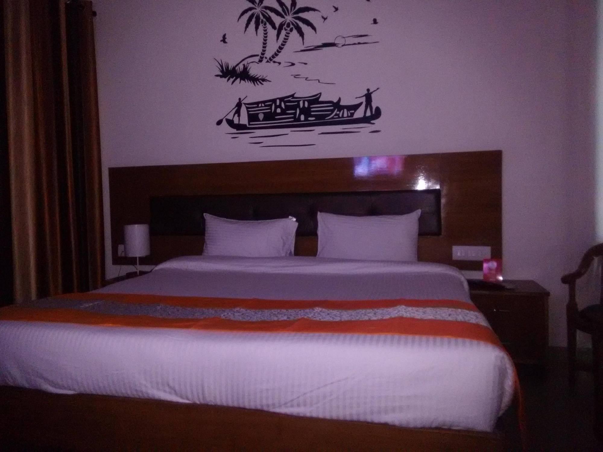 נוידה Red Carpet Hotels מראה חיצוני תמונה